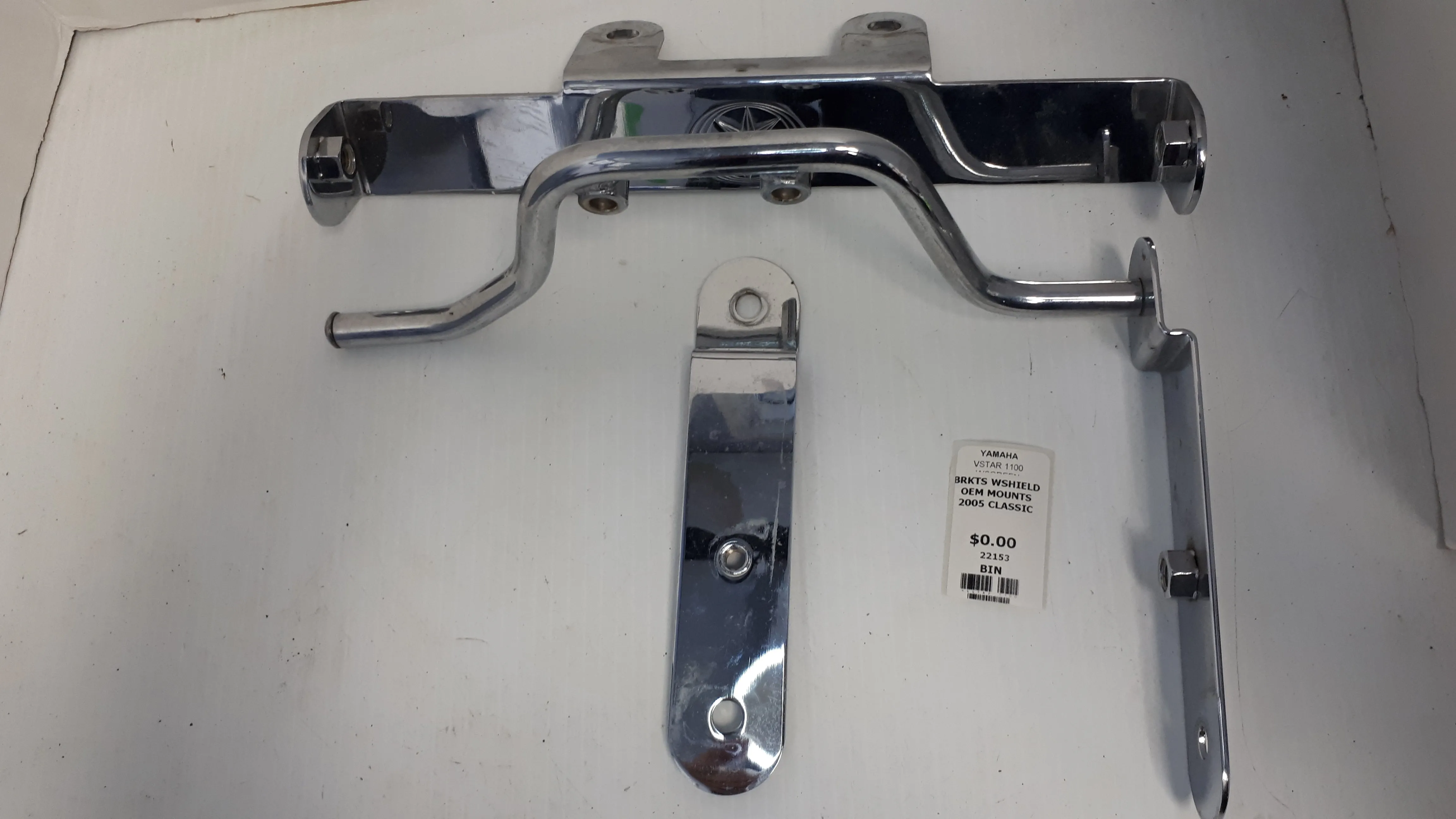 2005 V-STAR 1100 CLASSIC WINDSHIELD MOUNT BRACKETS