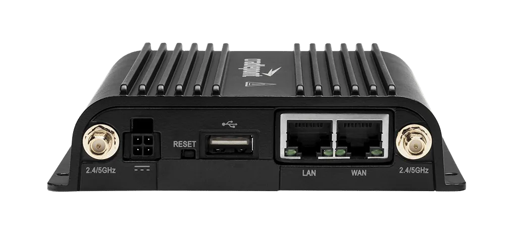 Cradlepoint IBR900 5-yr NetCloud Ruggedized IoT Essentials Plan, Advanced Plan, and IBR900 router with WiFi (600Mbps modem), with AC power supply and antennas TCA5-0900600M-NN