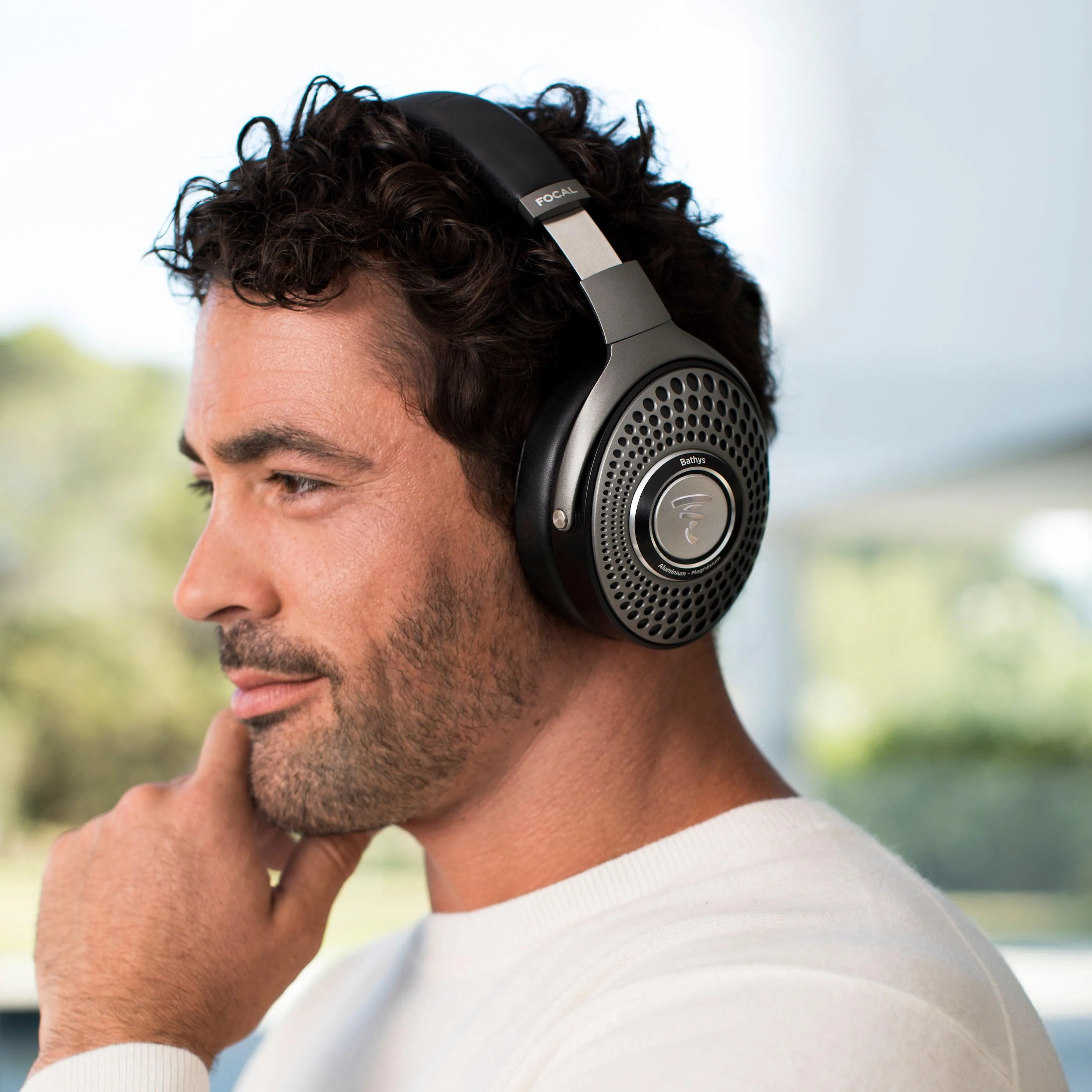 Focal Bathys | Wireless Closed-Back Headphones