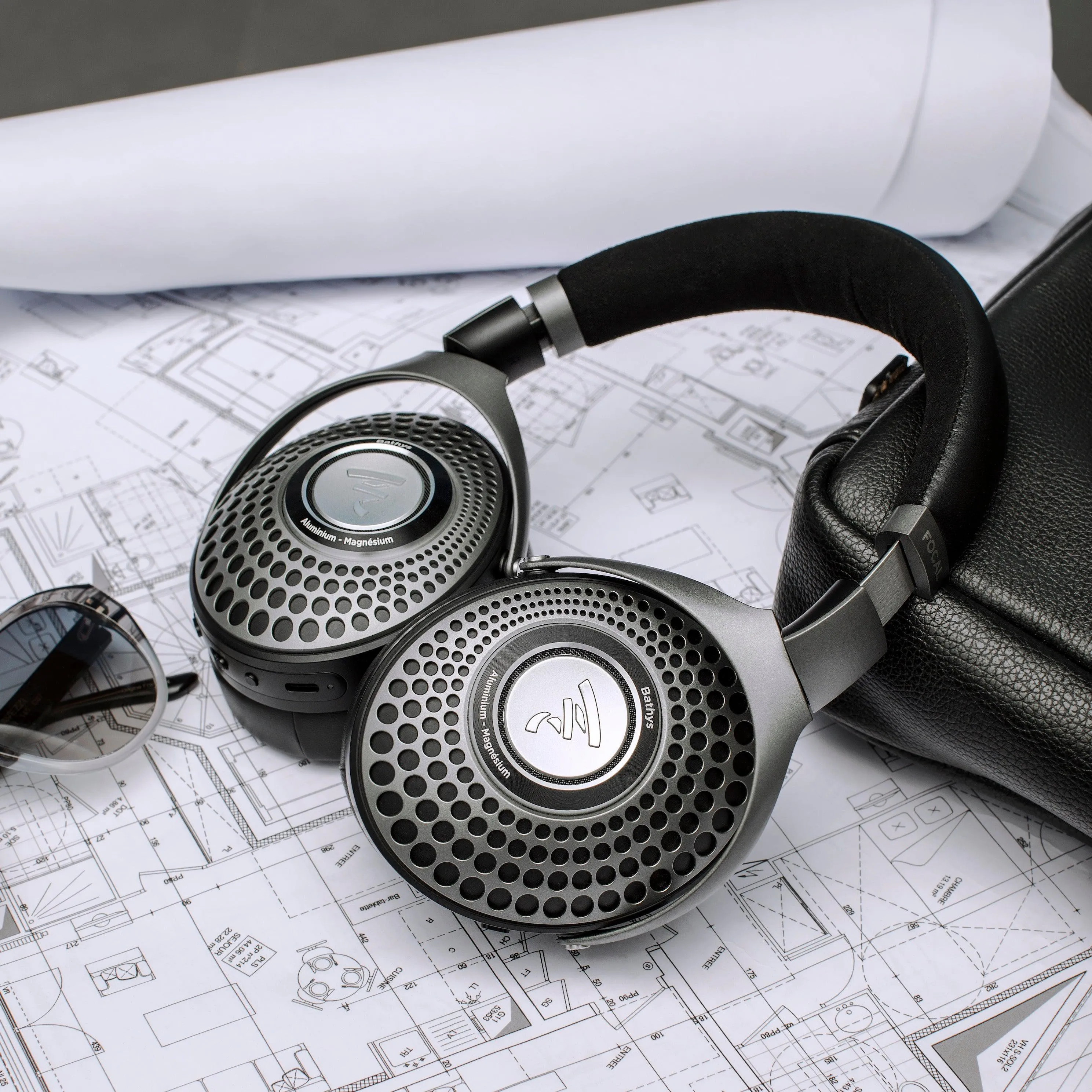 Focal Bathys | Wireless Closed-Back Headphones